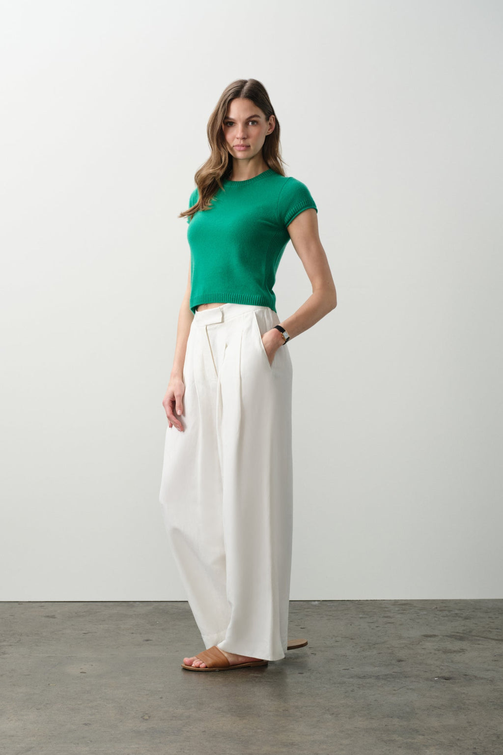 DONNA CAP SLEEVE CASHMERE CREWNECK