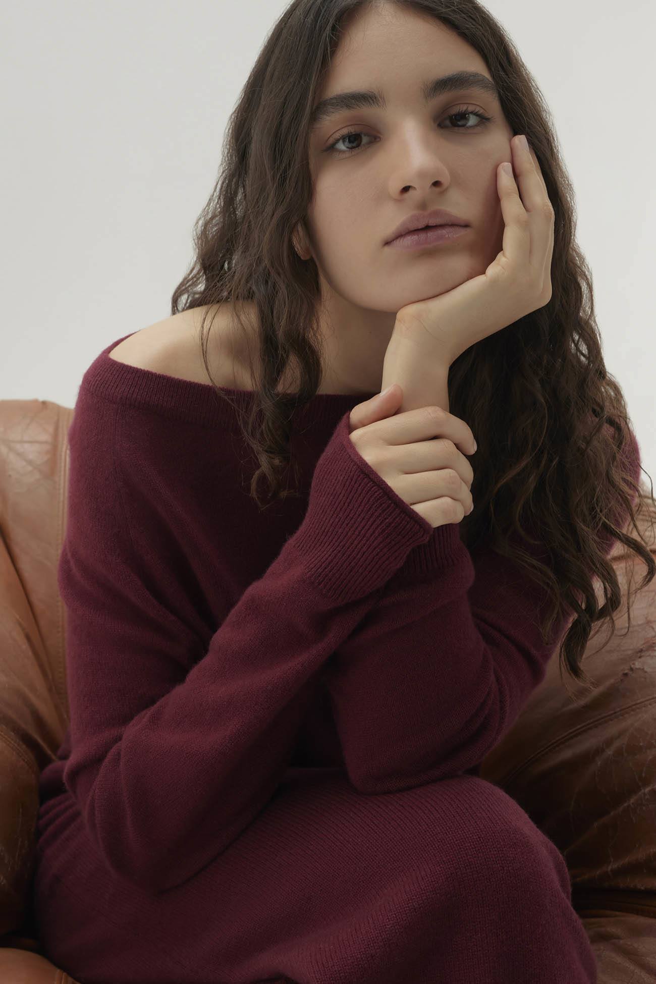 AZALEA CASHMERE OFF THE SHOULDER SWEATER