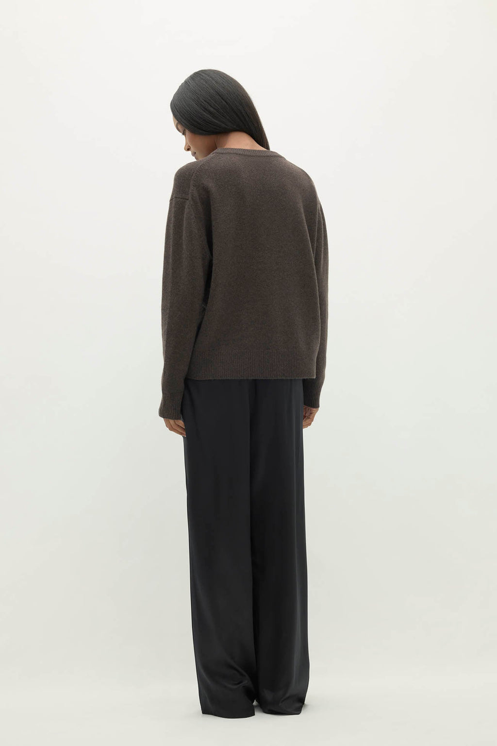 KAIA CREWNECK CASHMERE SWEATER