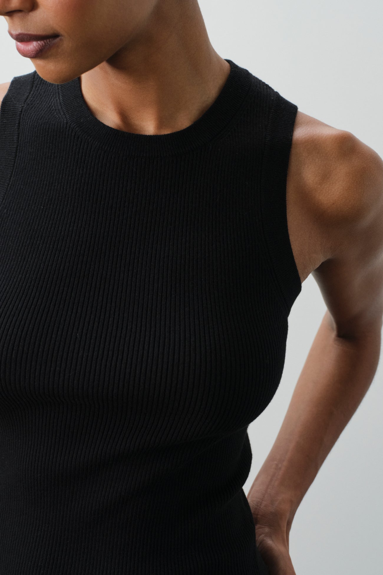 ALESSIA CREWNECK TANK