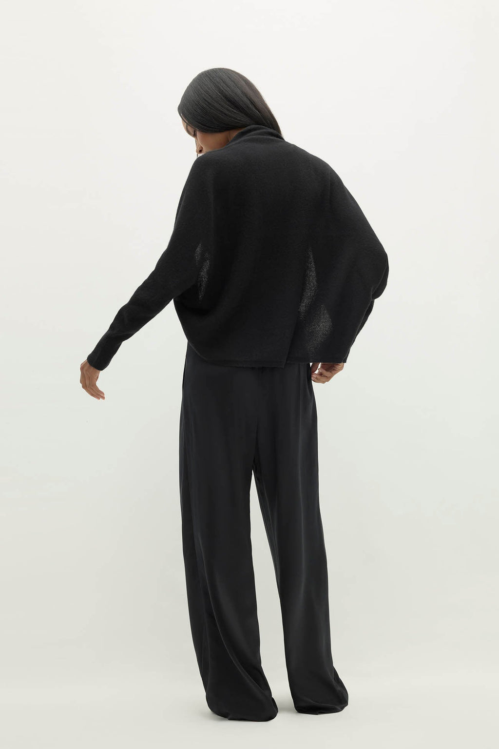 MELI FEATHERWEIGHT CASHMERE SHRUG