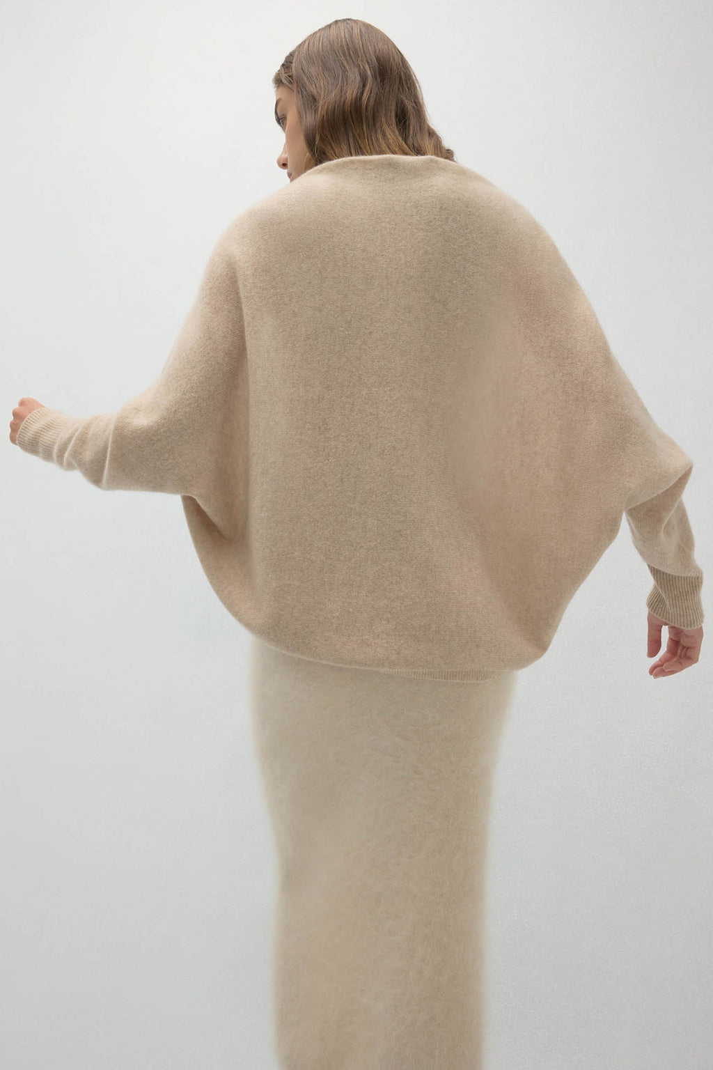MELI FEATHERWEIGHT CASHMERE SHRUG