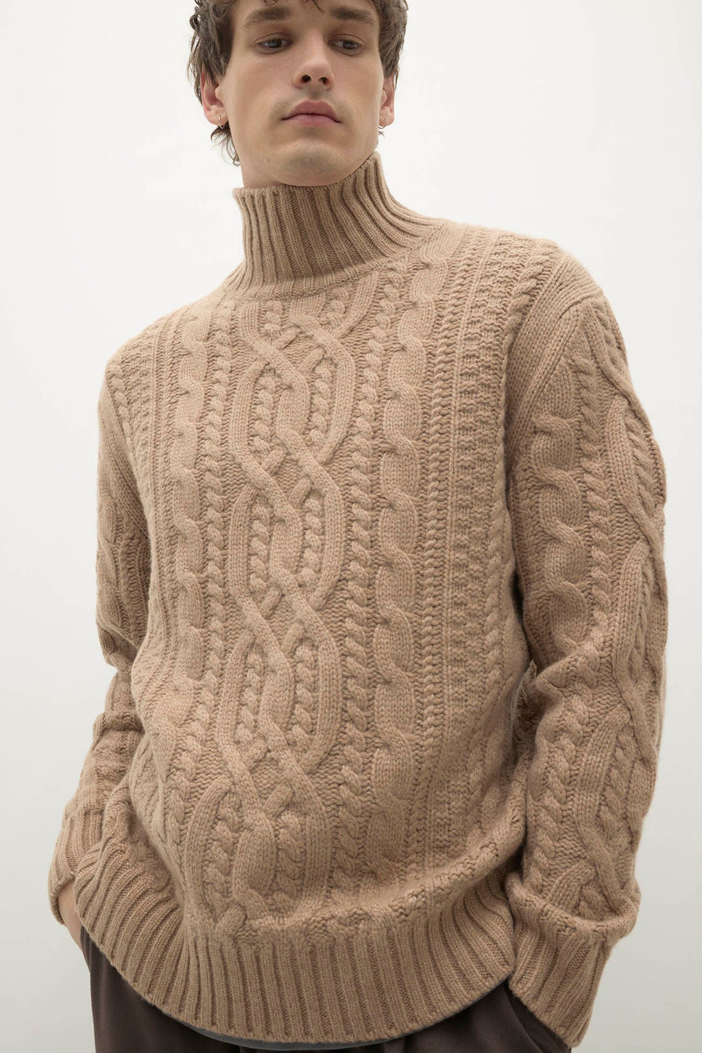 HENRY TURTLENECK CASHMERE SWEATER
